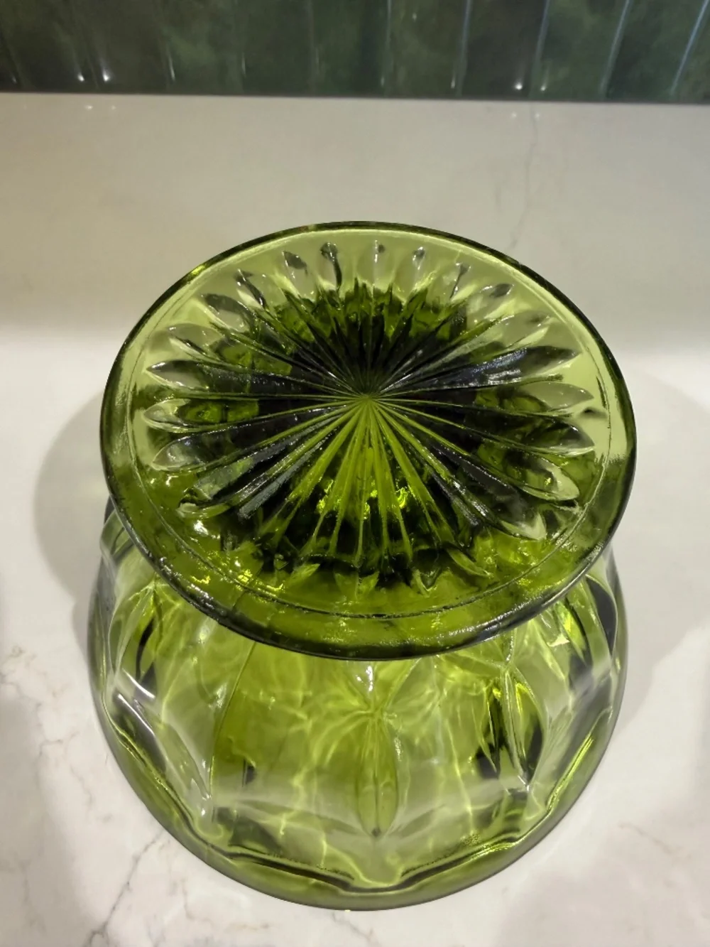Anchor Hocking vintage avocado
